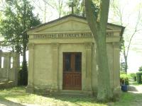 BAR-Biesenth-MausoleumMoschel.jpg