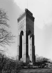 BAR-Ebersw-AWasserturm2-Turm_1996.jpg