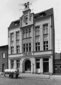 BAR-Ebersw-SchicklStr21-1_1996.jpg