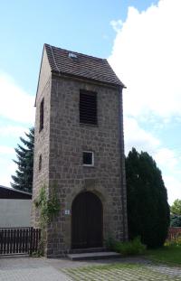 EE-Merzdf-Kirchturm-SG-2012.jpg