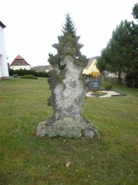 EE-StriesaGrabstein-2012-04-11.jpg