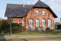 LDS-Goerlsdorf-Dorfstr21-Dorfschule-BRi-2021.jpg
