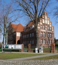 LDS-Ragow-Dorfstr45-Schule-BRI-2021.jpg