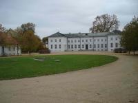 MOL-NeuhardbgSchloss.jpg