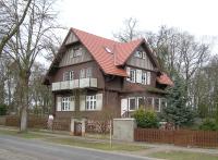 OHV-Liebenwlde-Bhfstr2-Villa-USchw-2009.jpg