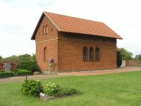 OPR-Langen-DokiFriedhofskapelle_USch-2012.jpg