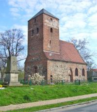 PM-Radewege-Dorfstr-Dorfkirche-MC-2008.jpg