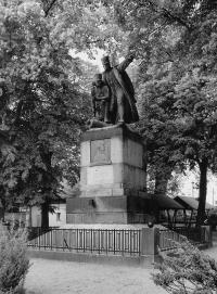 TF-Dennewitz-Bülow-Denkmal_1999.jpg