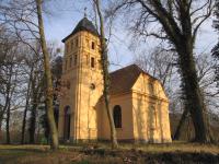 UM-Goerlsdorf-Kirche-2007.jpg